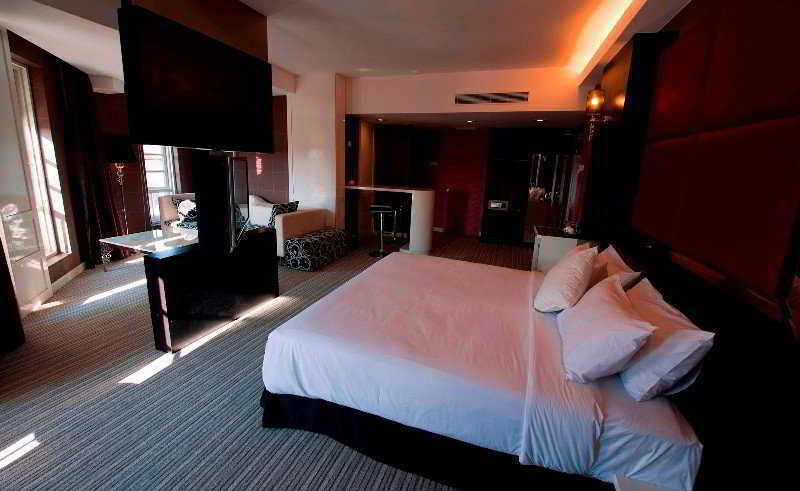 The Sterling Boutique Hotel Melaka Exterior photo